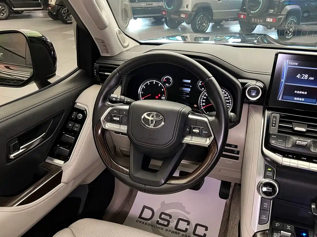 Toyota Land Cruiser 2023 — фото 12