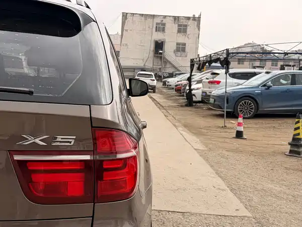 BMW X5 2011