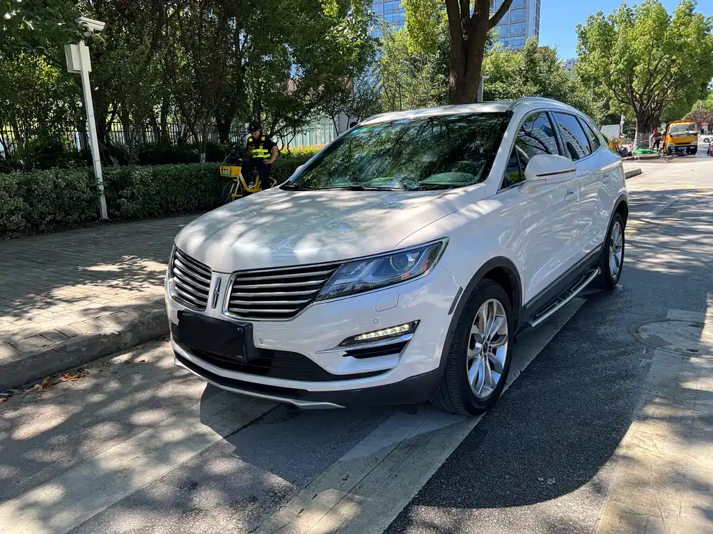 Lincoln MKC 2017