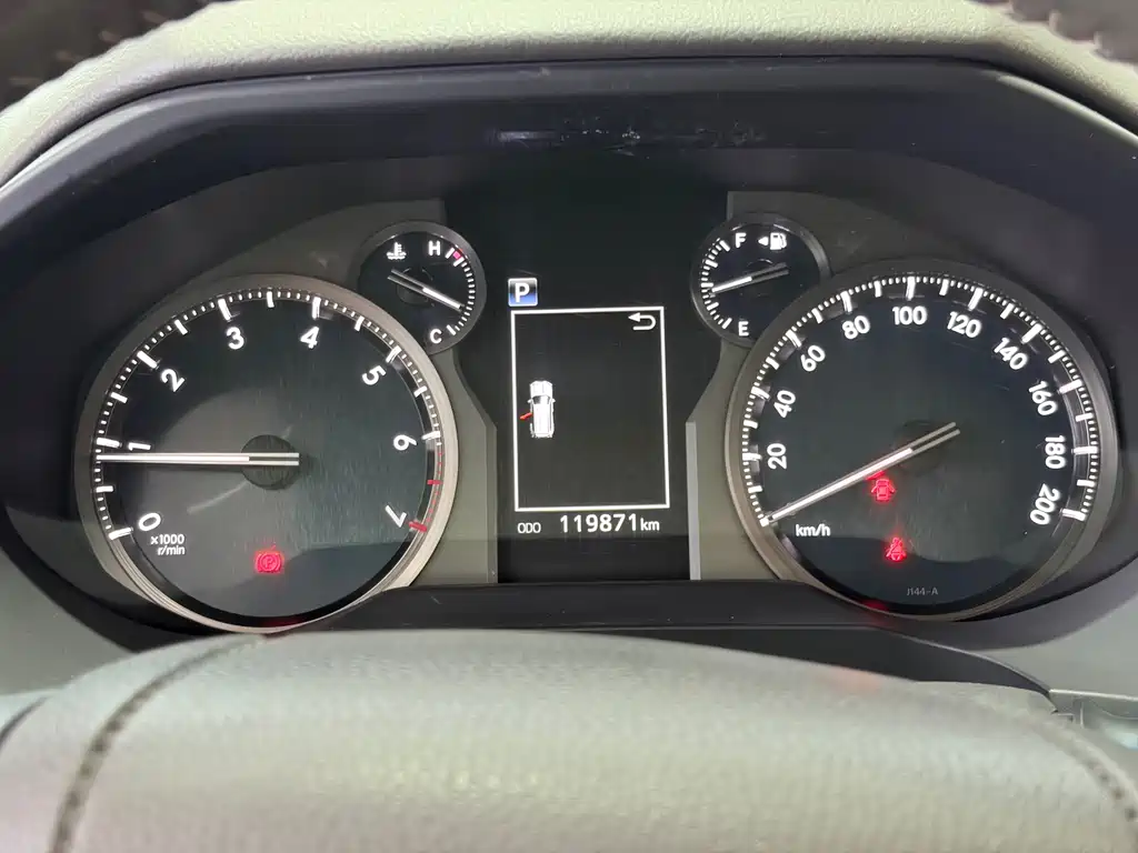 Toyota Prado 2018 — фото 16
