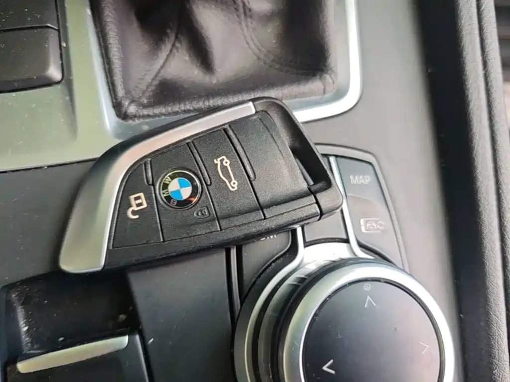 BMW 1 Series 2021 — фото 9