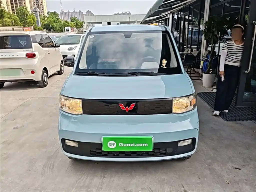 Wuling MINIEV 2020 — фото 3