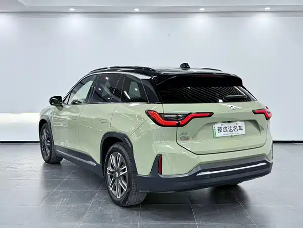 NIO ES6 2020