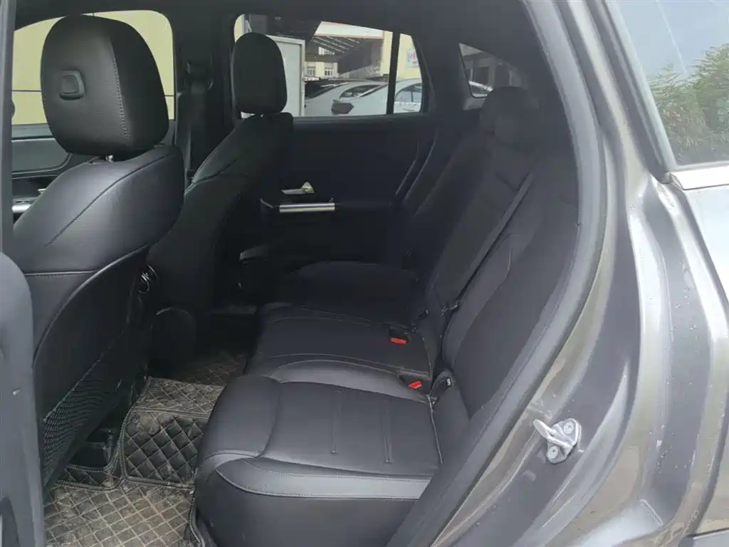 Mercedes-Benz GLA 2023 — фото 17