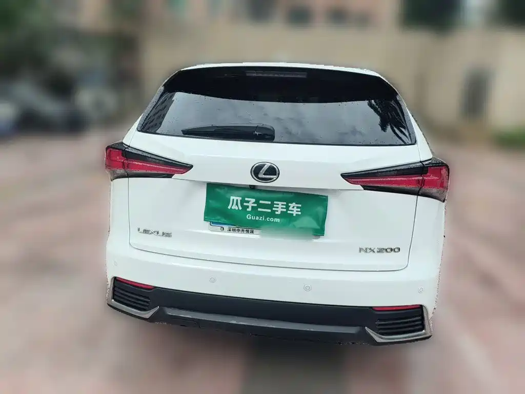 Lexus NX 2020