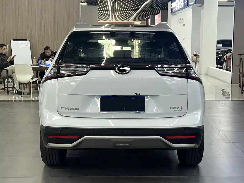 GAC Motor Trumpchi GS4 2024 — фото 6