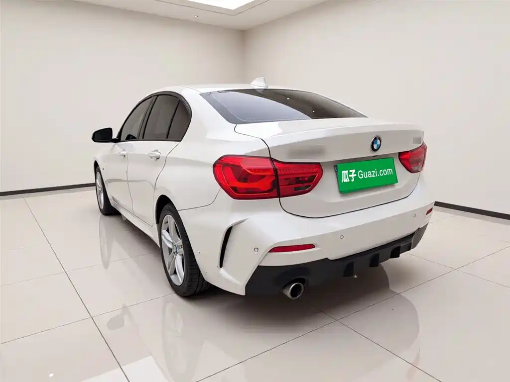 BMW 1 Series 2019 — фото 4