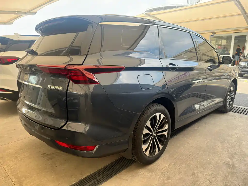 Wuling Victory 2022 — фото 15