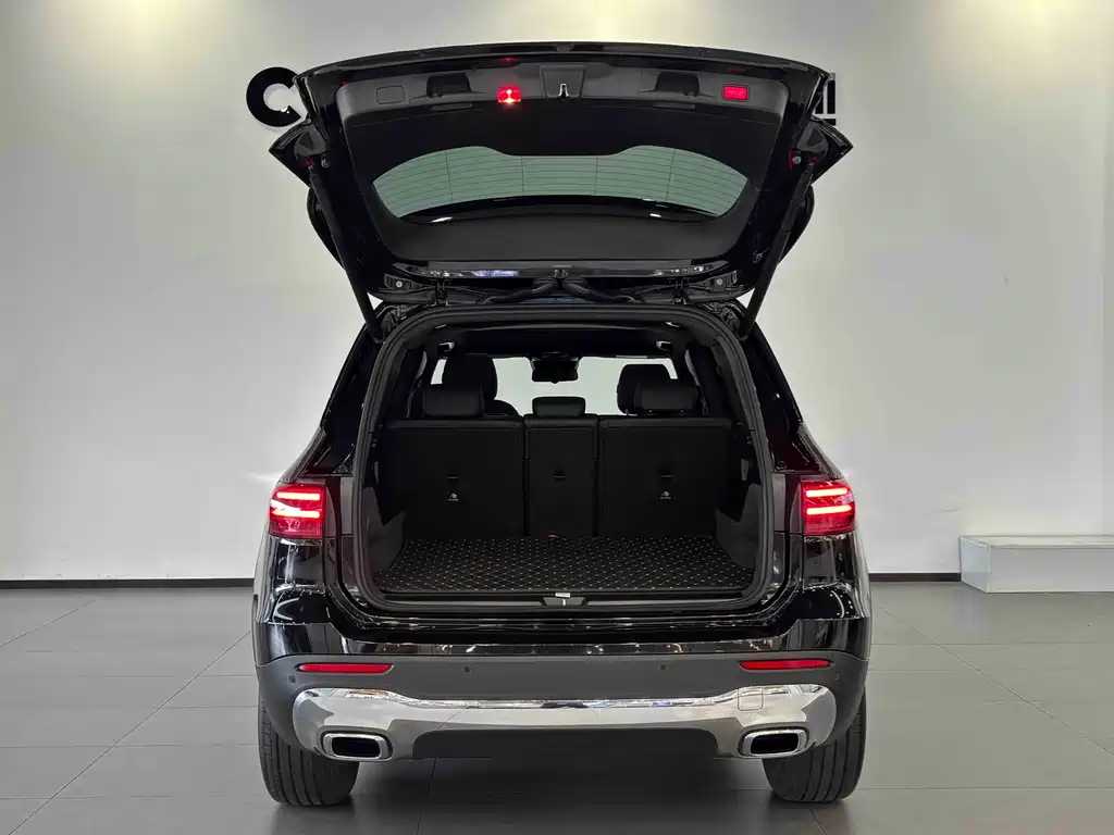 Mercedes-Benz GLB 2024