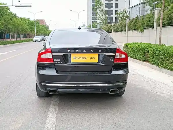 Volvo S80L 2015