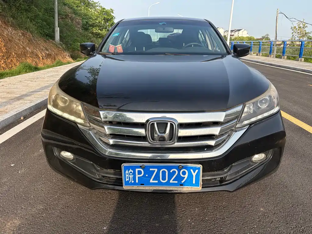 Honda Accord 2016 — фото 2