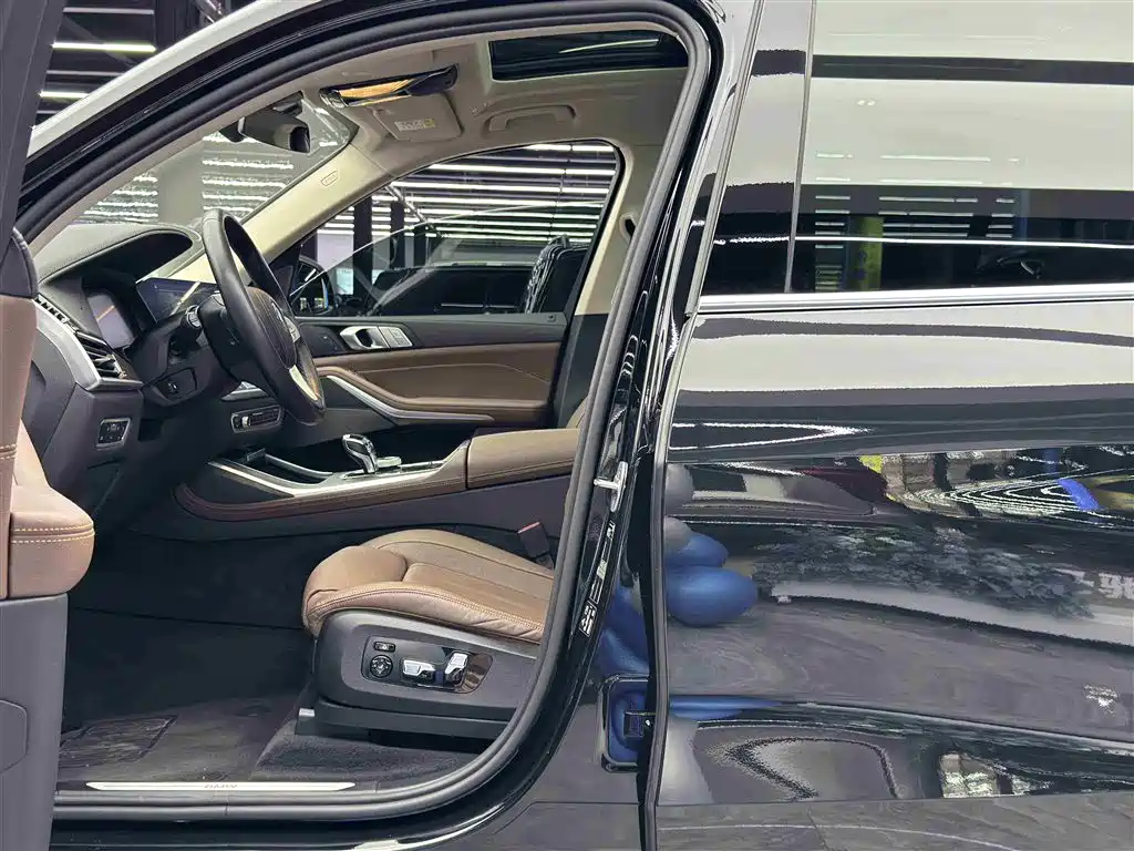 BMW X7 2022 — фото 6