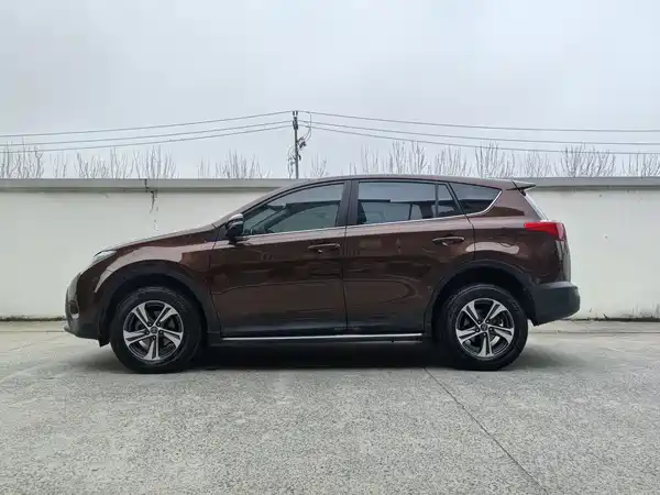 Toyota RAV4 2016