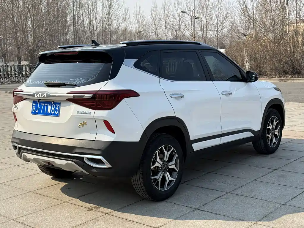 Kia KX3 2022 — фото 21