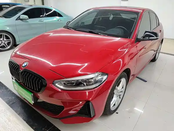 BMW 1 Series 2021