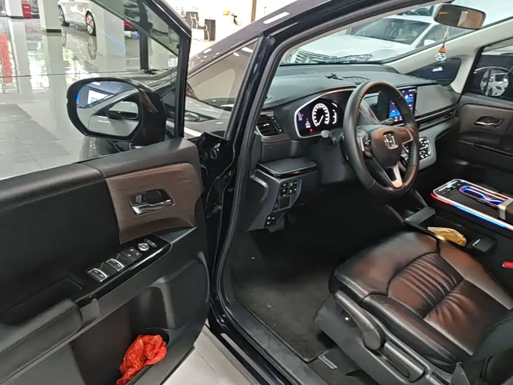 Honda Odyssey 2025 — фото 16