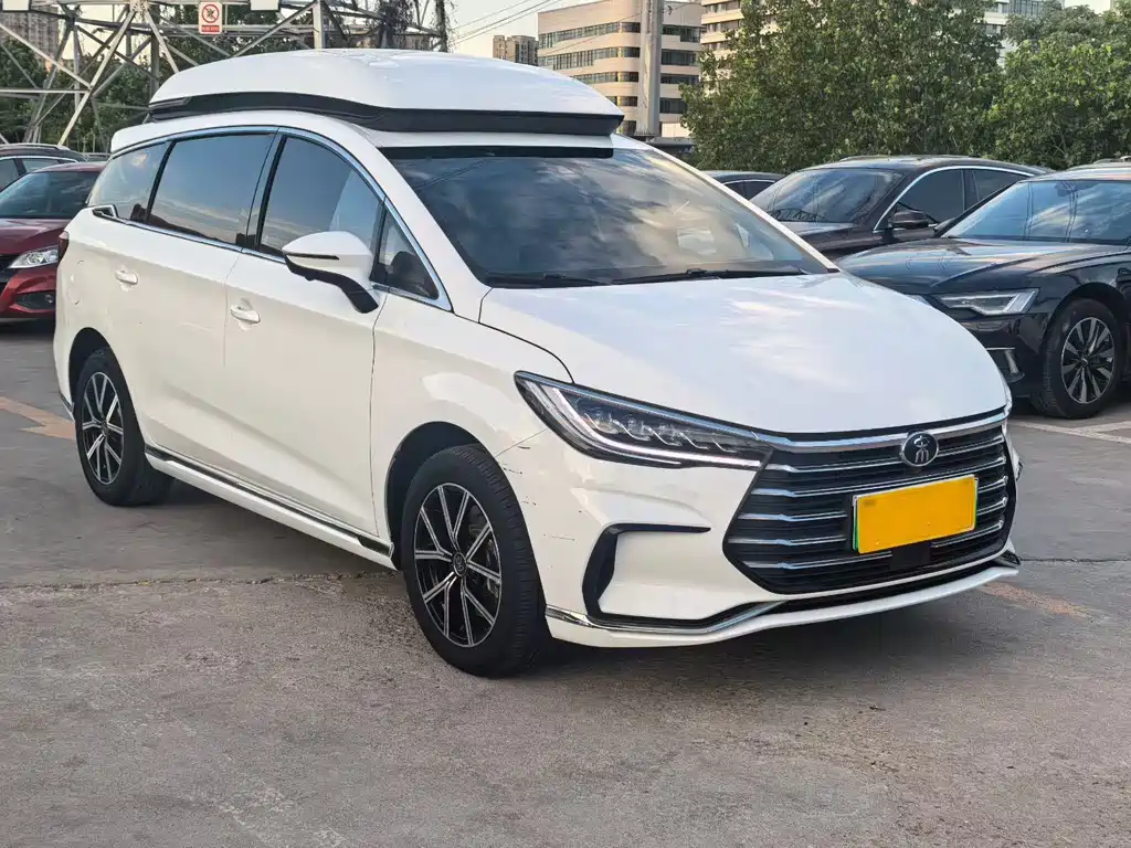 BYD MAX New Energy 2022 — фото 4