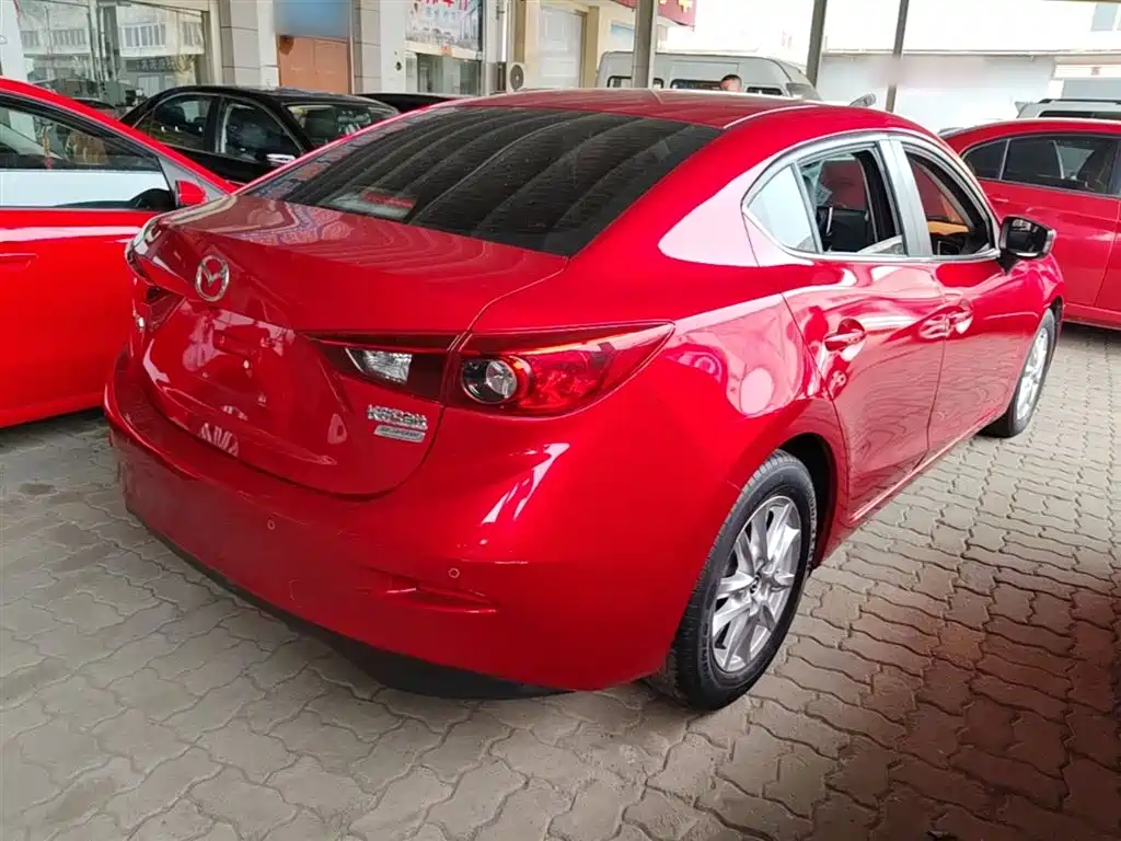 Mazda 3 Axela 2016 — фото 7