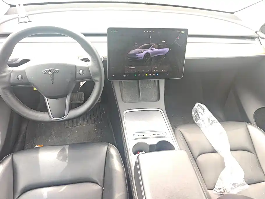 Tesla Model Y 2022 — фото 12