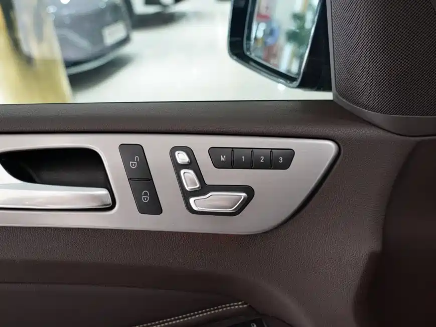 Mercedes-Benz GLE 2017 — фото 12