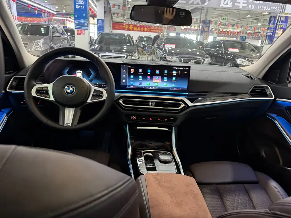 BMW i3 2024 — фото 4