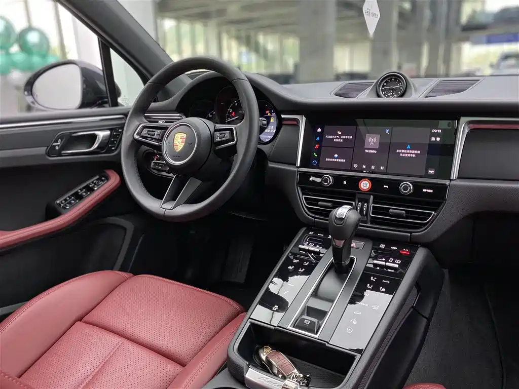 Porsche Macan 2024 — фото 13