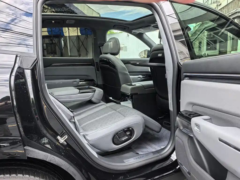 Zeekr 7X 2026