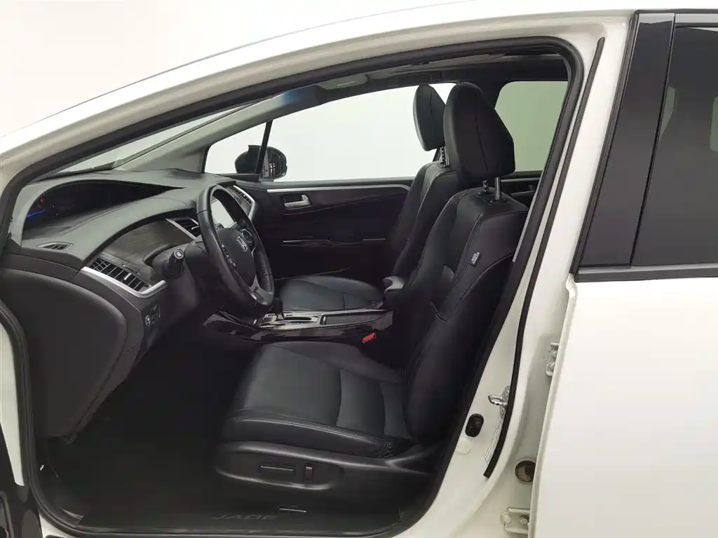Honda Jade 2018 — фото 10