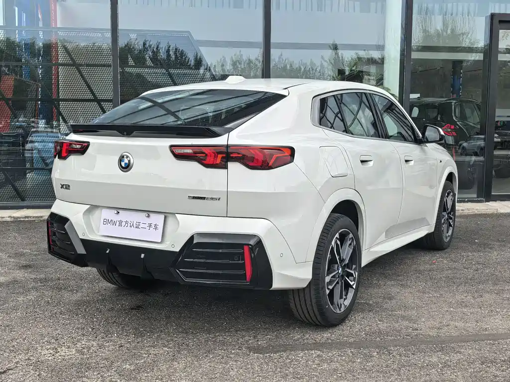 BMW X2 2025