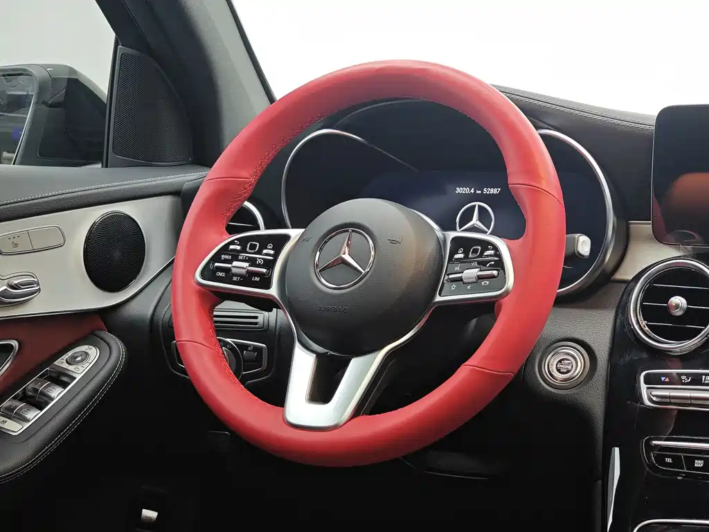 Mercedes-Benz GLC Coupe 2022 — фото 10