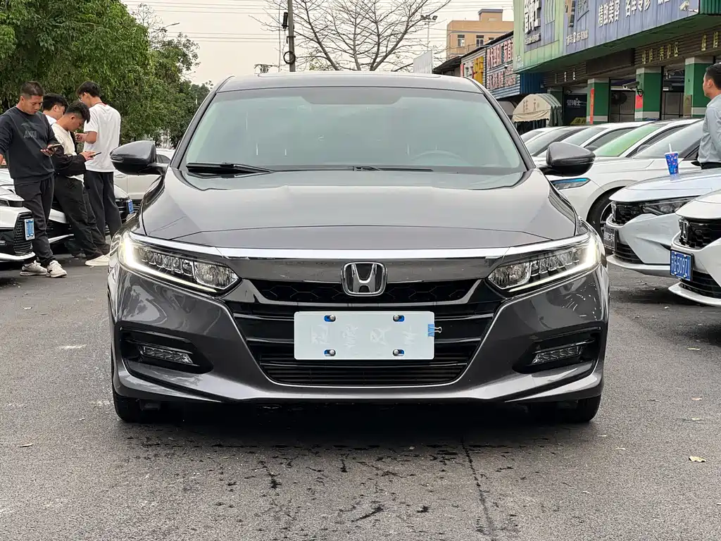 Honda Accord 2020 — фото 2