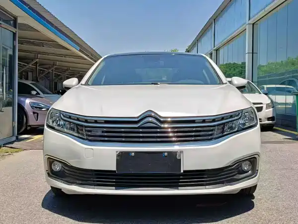 Citroën C6 2021