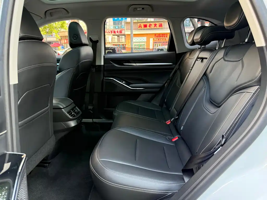Haval H6 2022 — фото 10