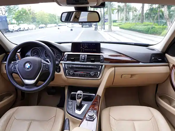 BMW 3 Series 2013