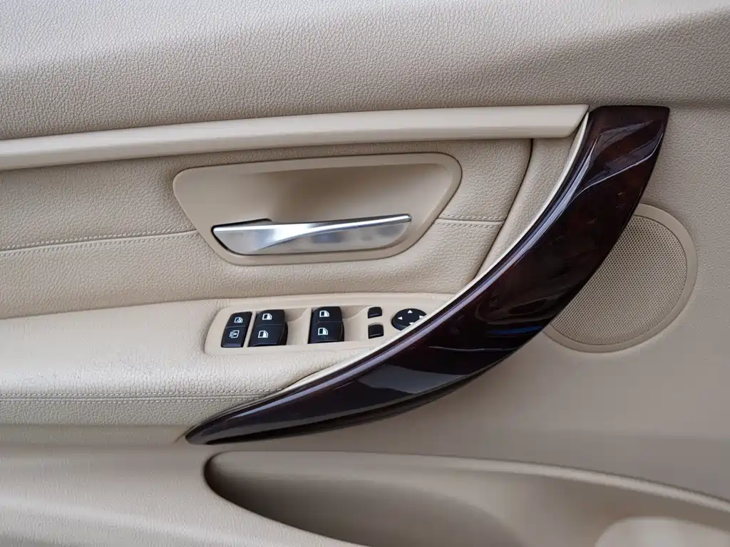BMW 3 Series 2013 — фото 21