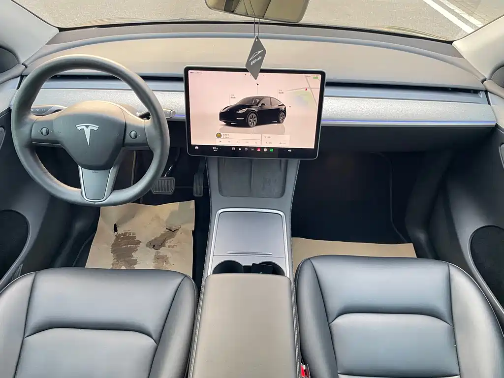 Tesla Model Y 2023 — фото 12