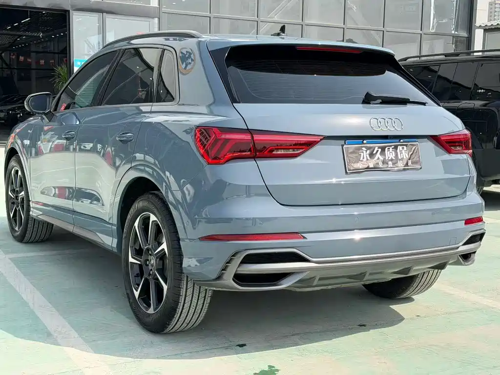 Audi Q3 2023 — фото 23