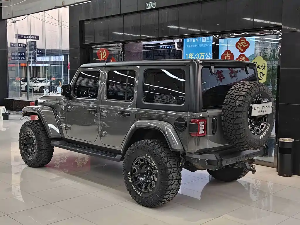 Jeep Wrangler 2021 — фото 6