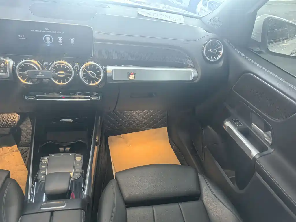 Mercedes-Benz GLB 2020 — фото 14