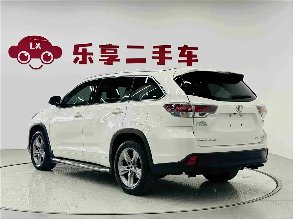 Toyota Highlander 2016 — фото 3