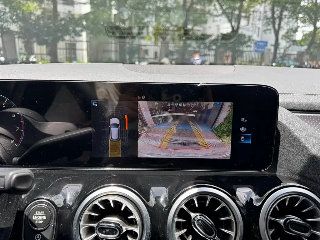 Mercedes-Benz GLA 2023 — фото 12