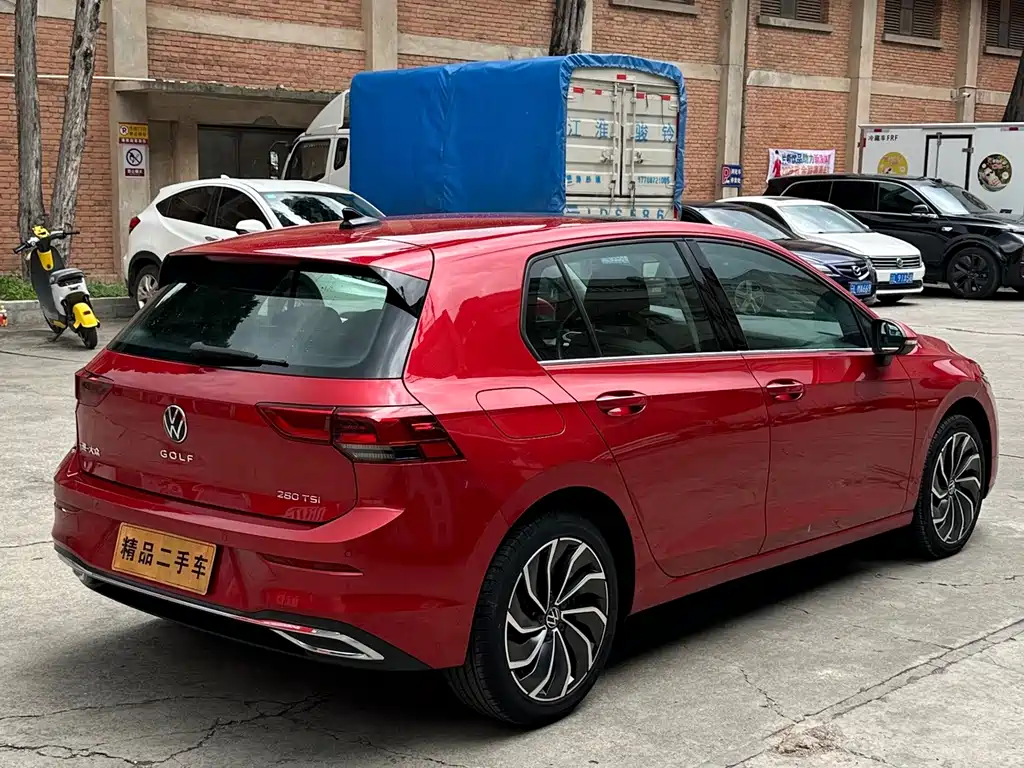 Volkswagen Golf 2023