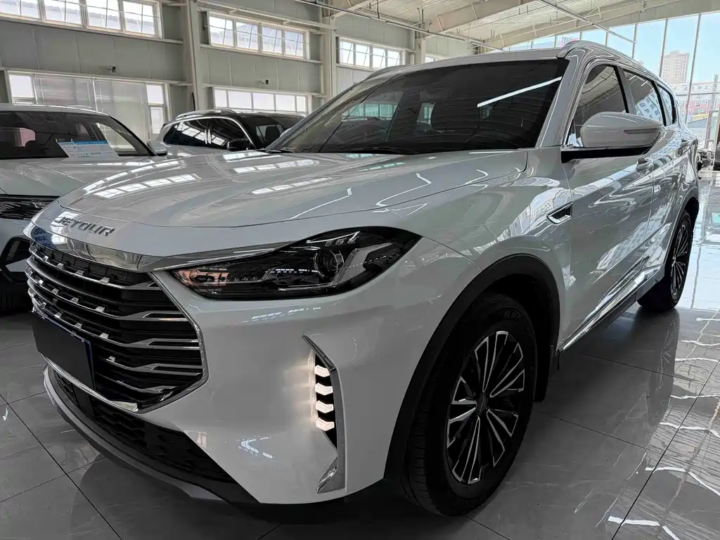 Jetour X70 PLUS 2022 — фото 1