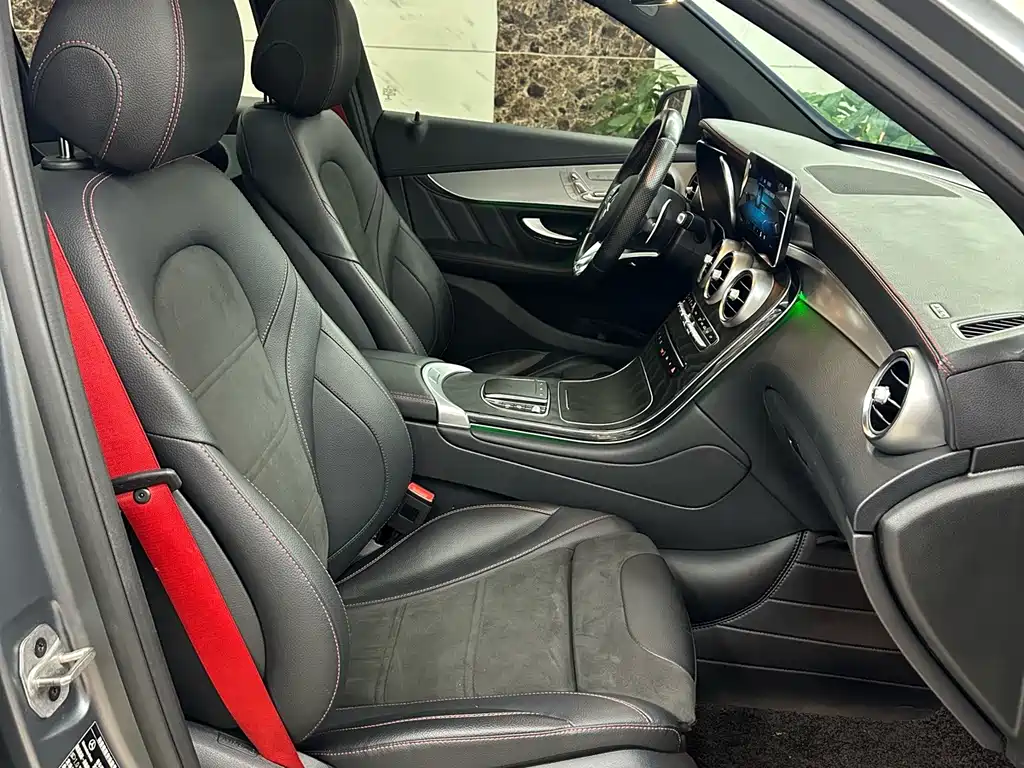 Mercedes-Benz GLC AMG 2022 — фото 10