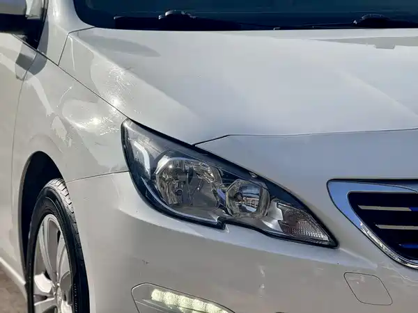 Peugeot 408 2014