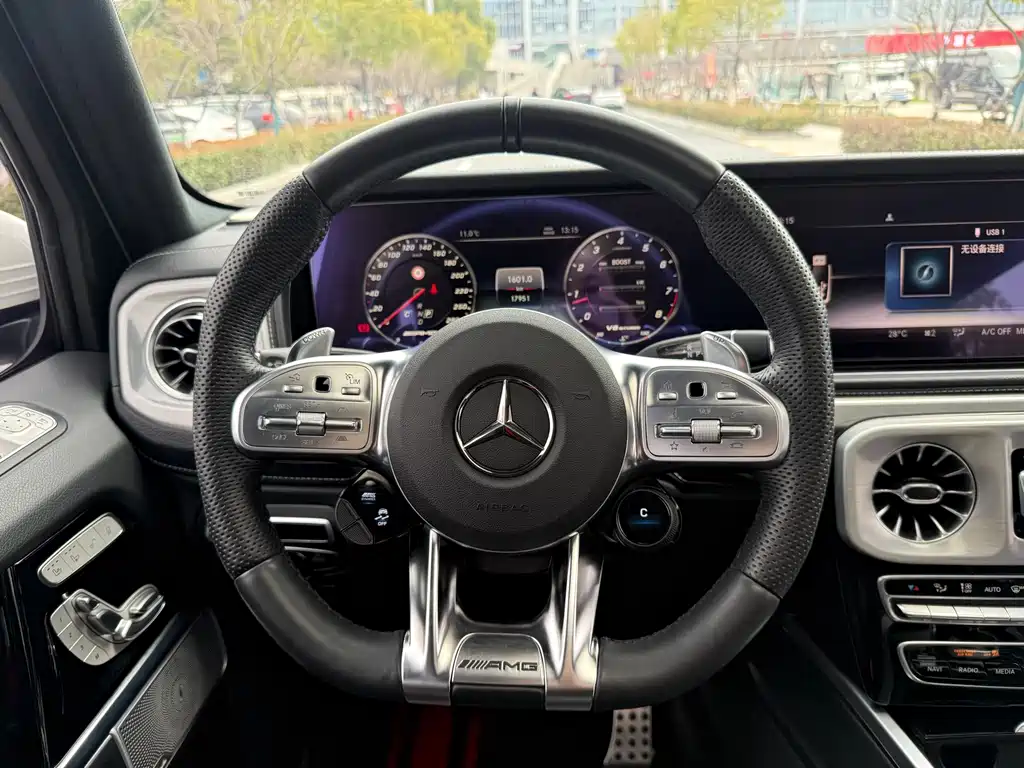 Mercedes-Benz G-Class AMG 2025 — фото 9