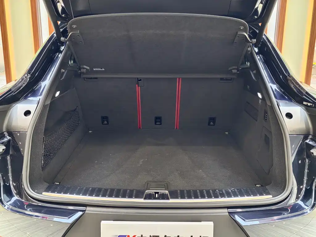 Porsche Cayenne 2023 — фото 15