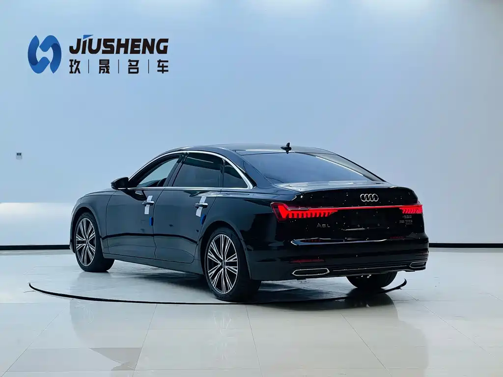 Audi A6L 2022