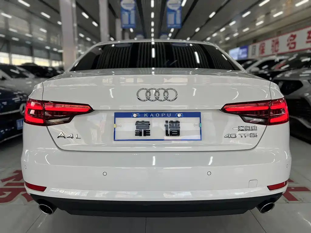 Audi A4L 2017 — фото 8