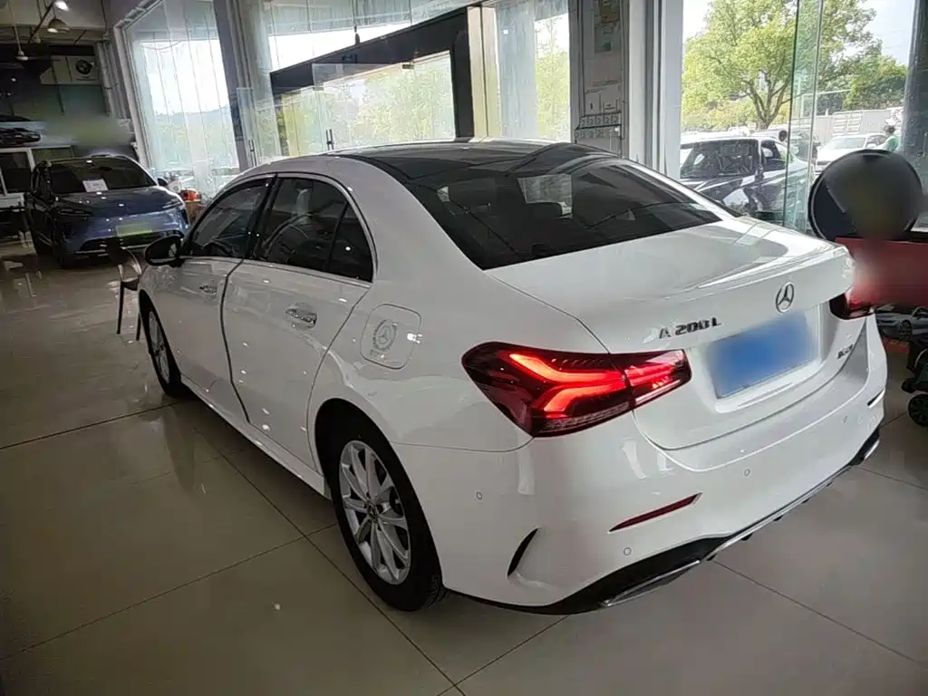 Mercedes-Benz A-Class 2021 — фото 5